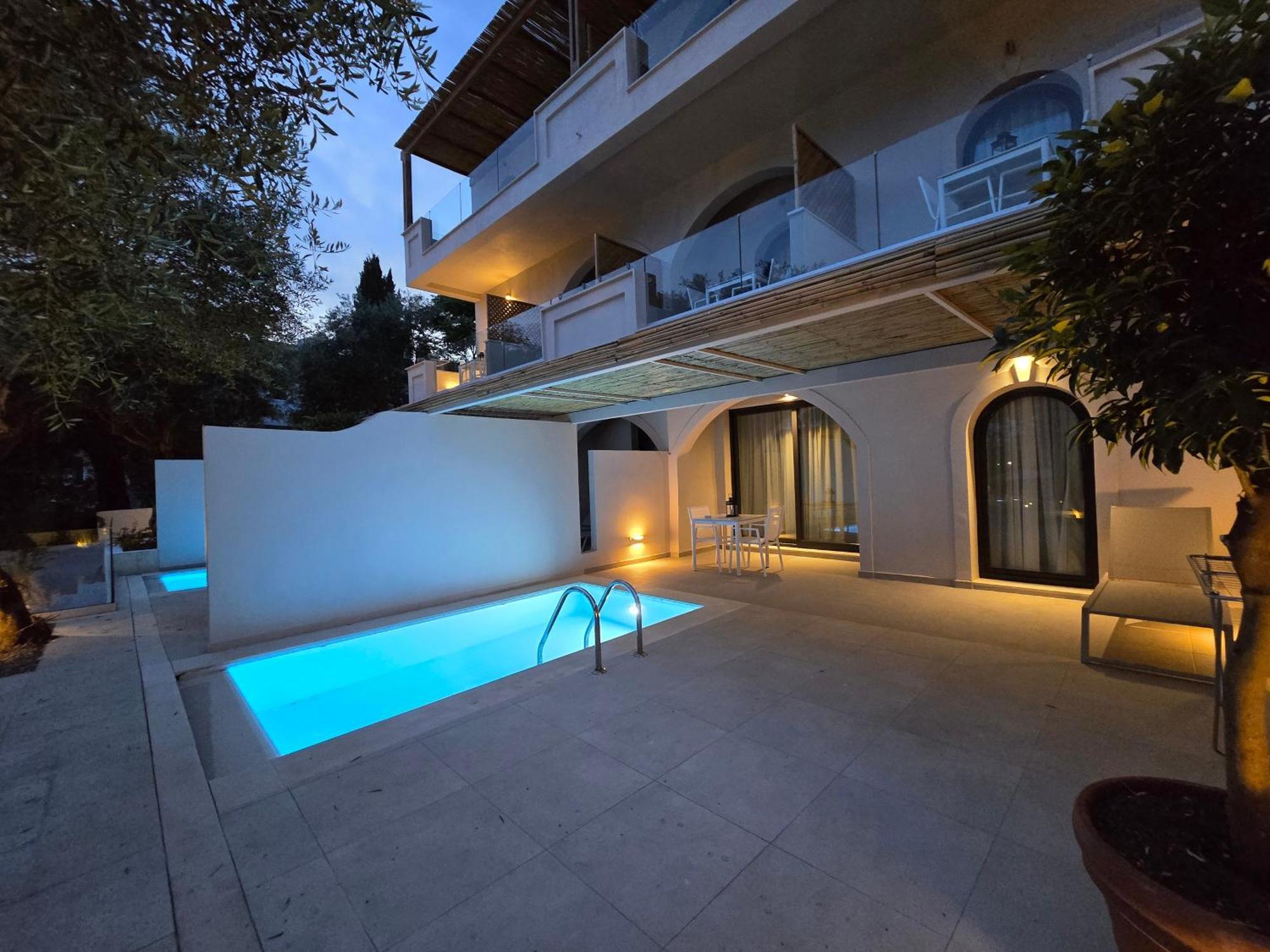 Loadstar Rooms & Suites Kontokali Exterior photo